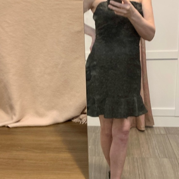 Lulu’s Black Cocktail Dress Size M - Picture 2 of 16